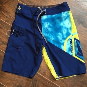 Boys Volcom board shorts